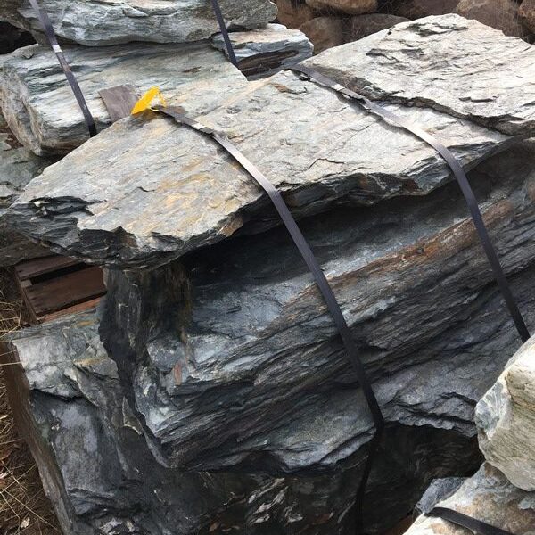 Cloud-Schist-Boulders-rotated