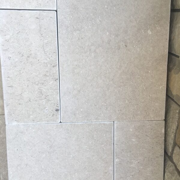 Silver-gray-travertine-pavers